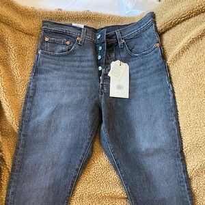 LEVIS 501 woman’s skinny jean